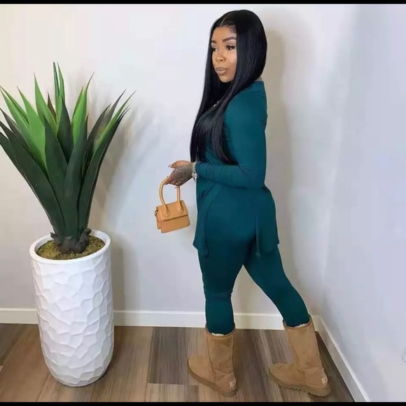 Two piece set - Picture 2 of 2